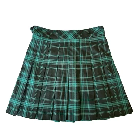 H&M Divided Twill Green & Black Plaid Tartan Pleated Flared Mini Skirt, Size 2 - Picture 2 of 4